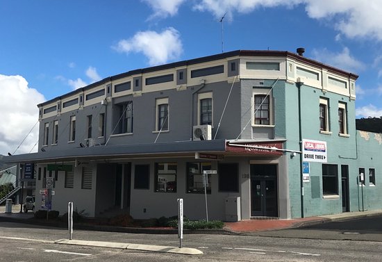 The Commercial Hotel Lithgow